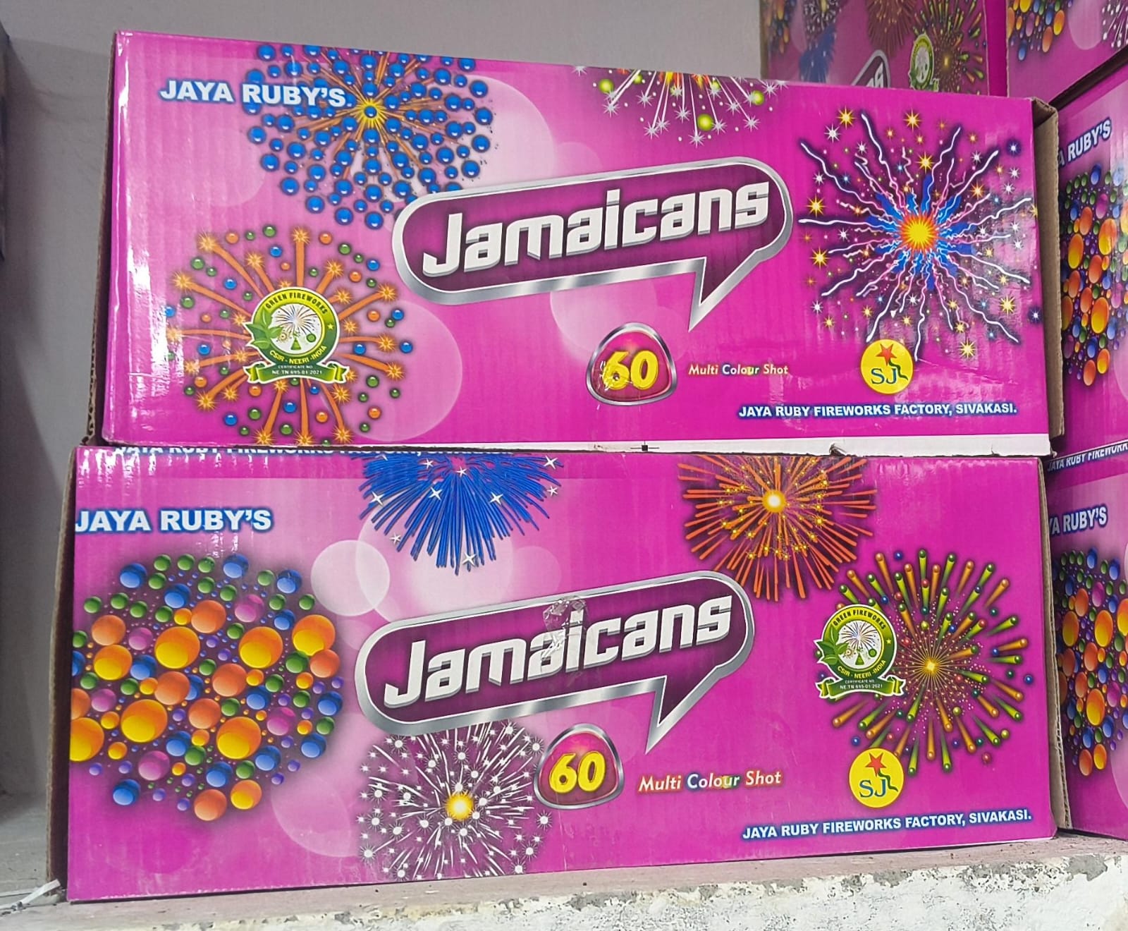   60  MULTICOLOUR SHOT
