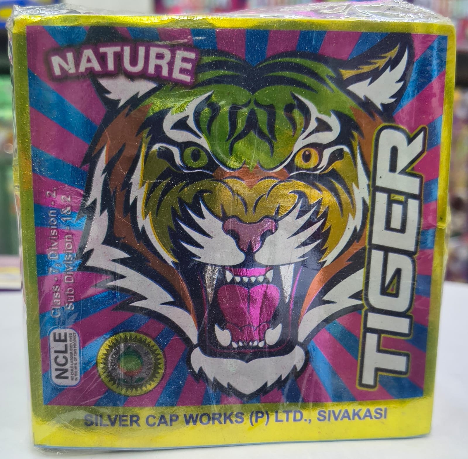 4` DELUXE LAKSHMI / TIGER